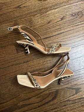 SARTO By Franco Sarto Beige Sandals with Leopard zebra Print Strap